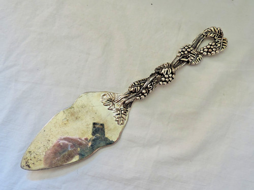 Godinger silver grape pattern - silver,